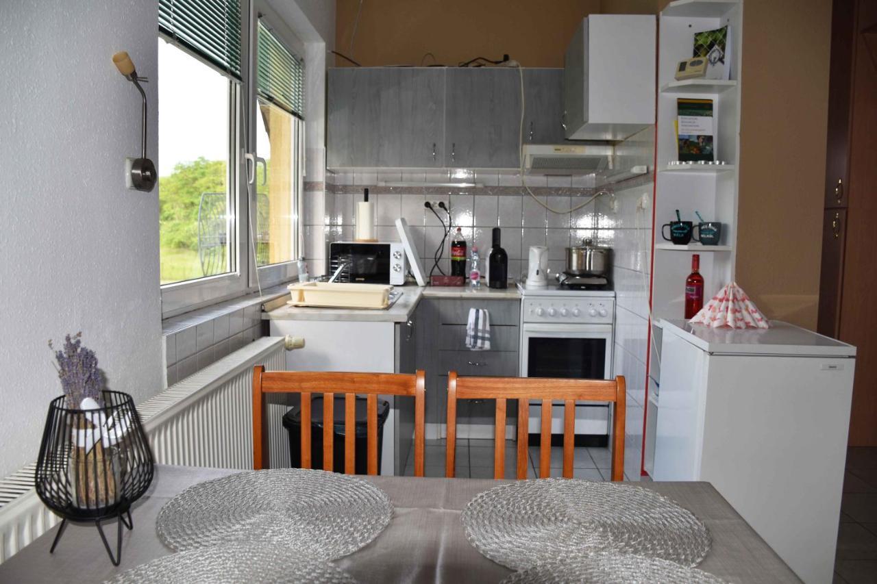 Pilikan Apartments - Park, Agroturism, Vineyard & Farm Cserszegtomaj Luaran gambar
