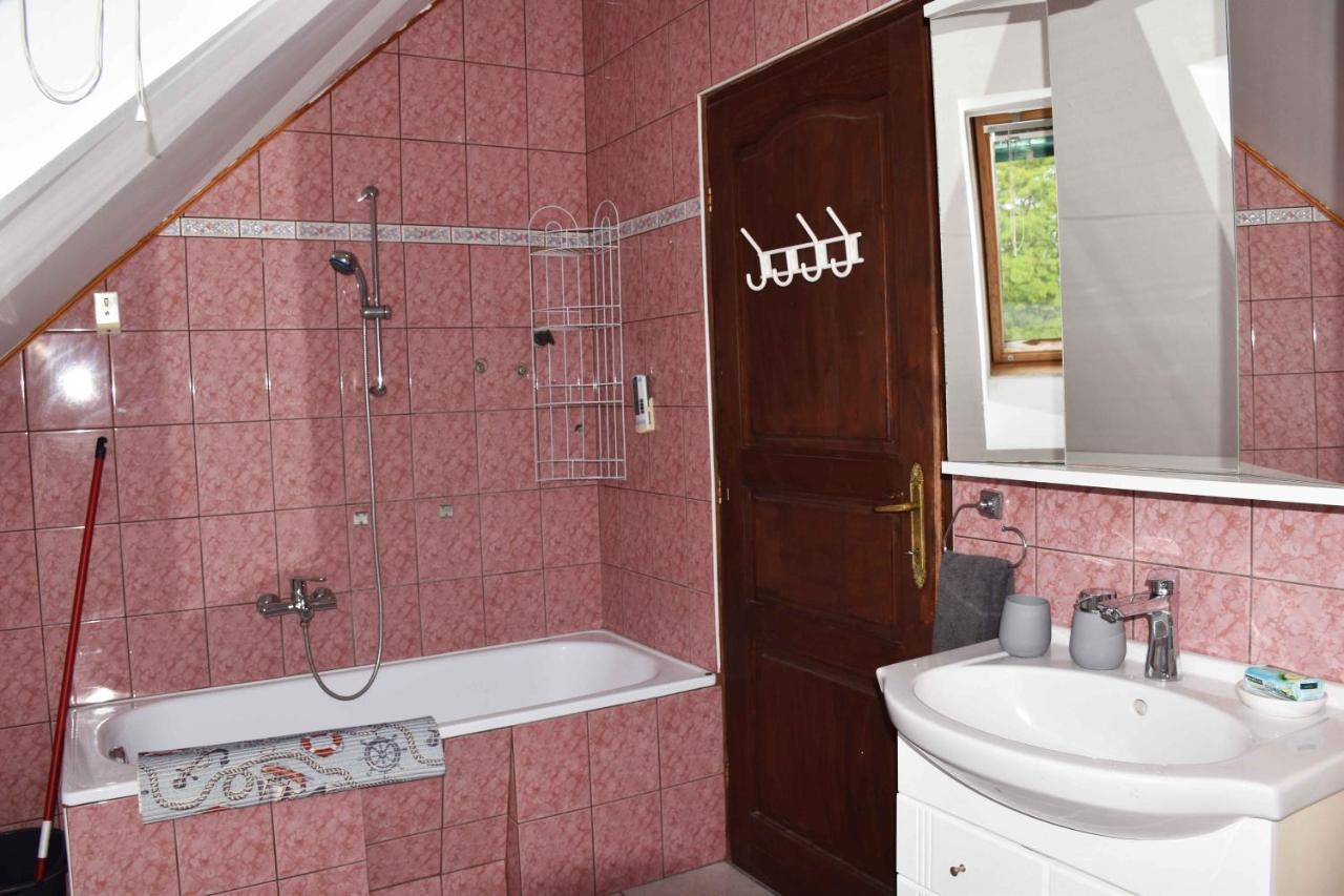 Pilikan Apartments - Park, Agroturism, Vineyard & Farm Cserszegtomaj Luaran gambar