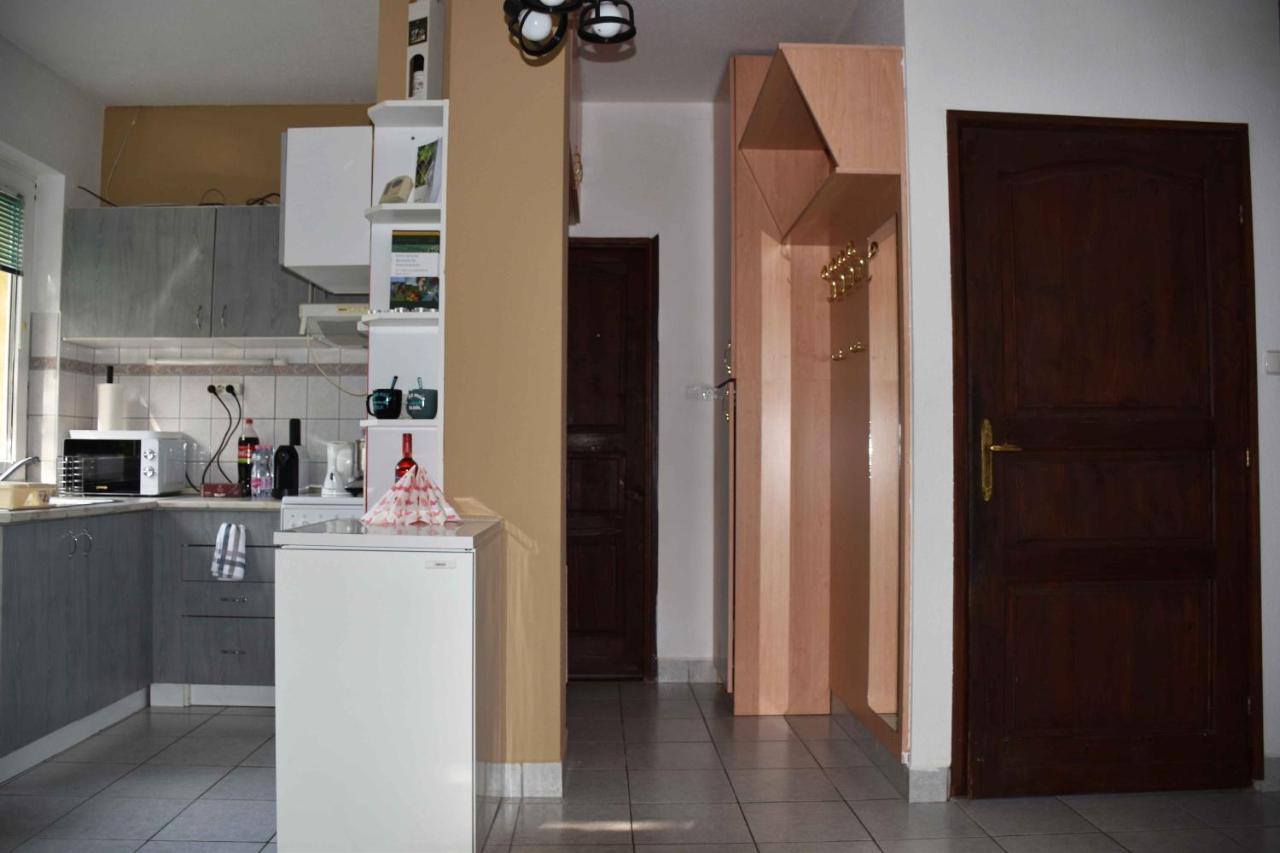 Pilikan Apartments - Park, Agroturism, Vineyard & Farm Cserszegtomaj Luaran gambar