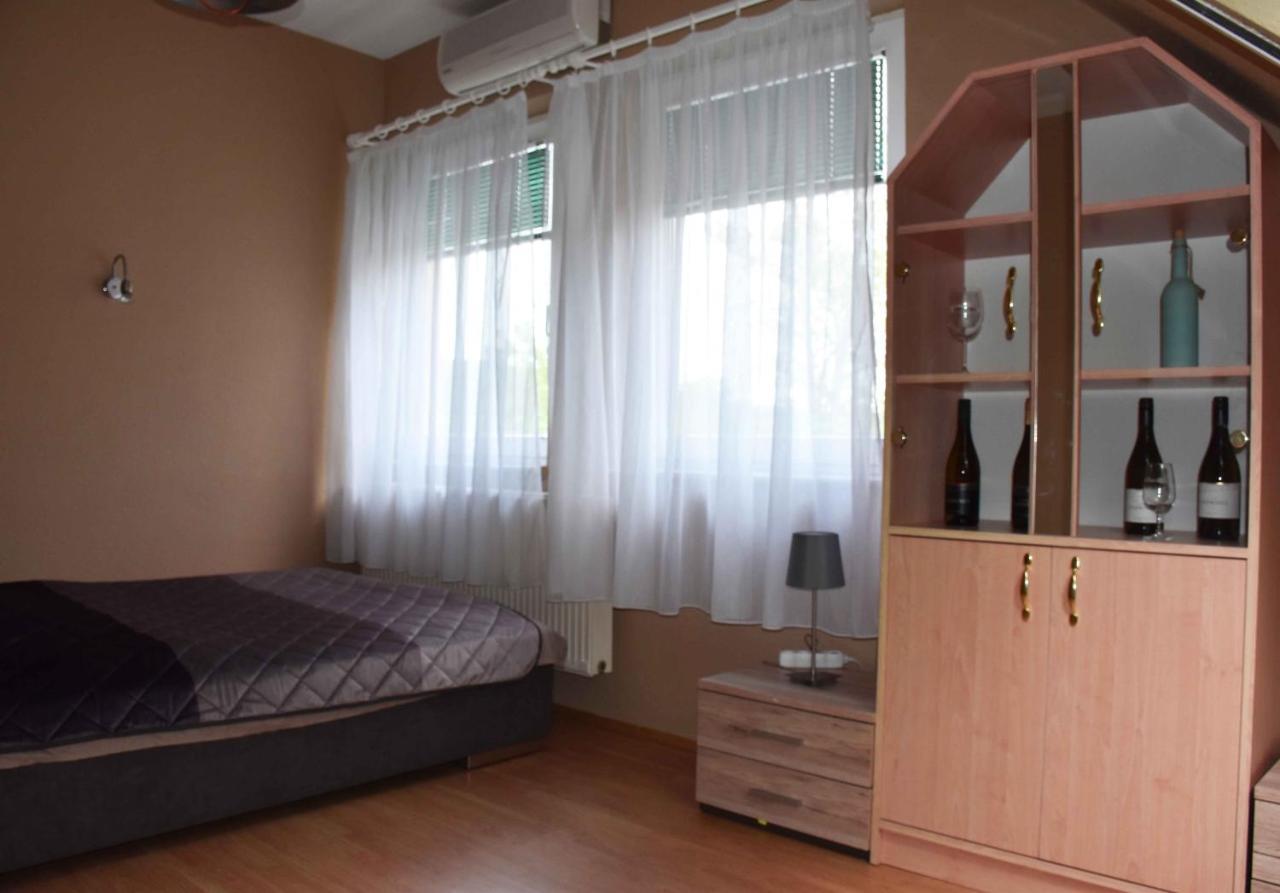 Pilikan Apartments - Park, Agroturism, Vineyard & Farm Cserszegtomaj Luaran gambar