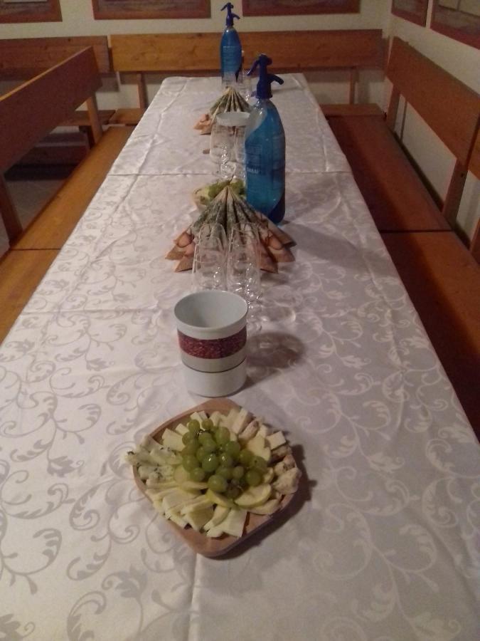 Pilikan Apartments - Park, Agroturism, Vineyard & Farm Cserszegtomaj Luaran gambar